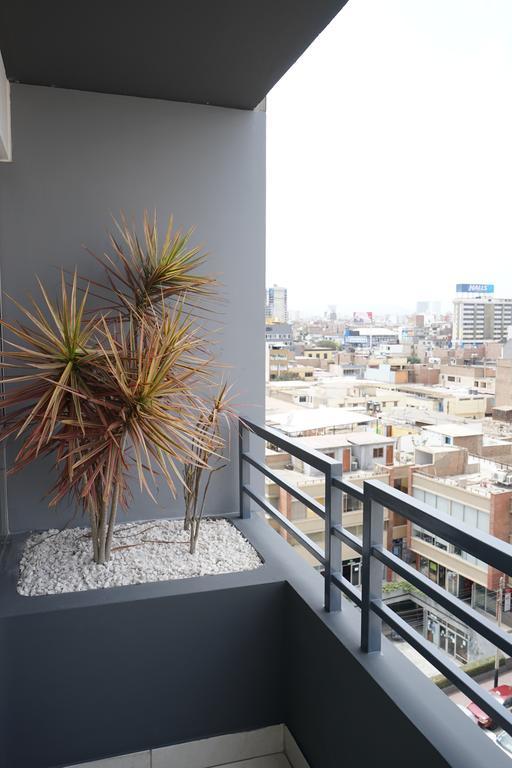 Mla Apartments - Alcanfores Lima Dış mekan fotoğraf